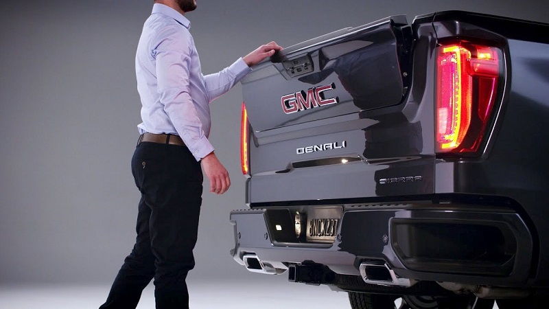 2019 GMC Truck Tailgate