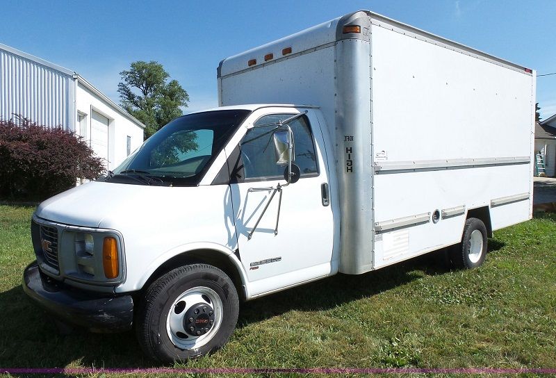 1997 GMC Savana 3500 Box Truck