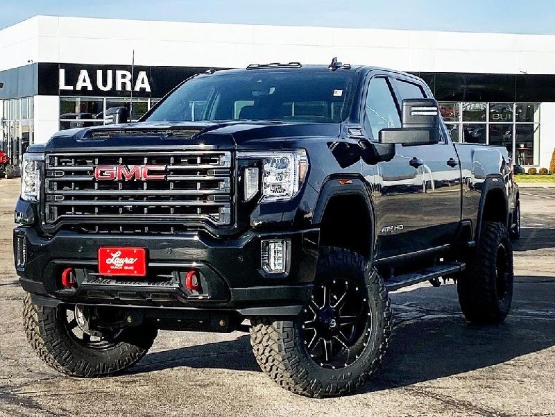 Laura GMC Lifted Trucks