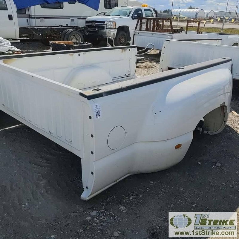 GMC Dually Truck Bed