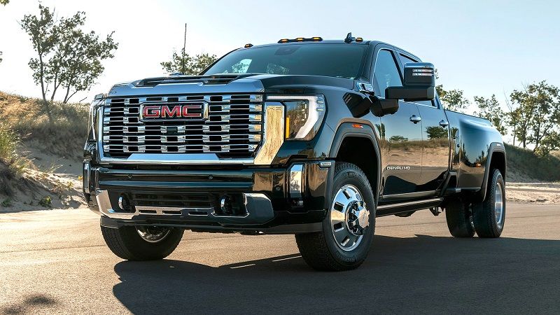 GMC 3500 Denali Truck