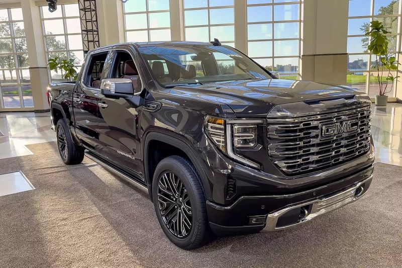 New 2022 GMC Denali Truck