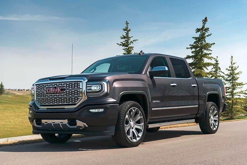 2016 GMC Sierra Denali Truck