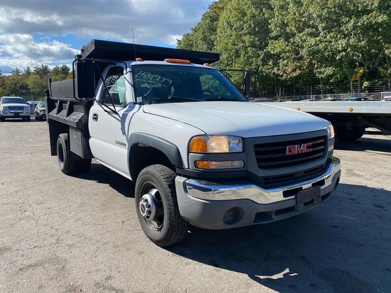 2006 GMC Sierra 3500 Dump Truck